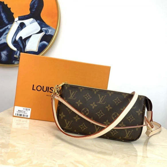 WIS Louis ACCESSOIRES POCHETTE Vuitton 0911